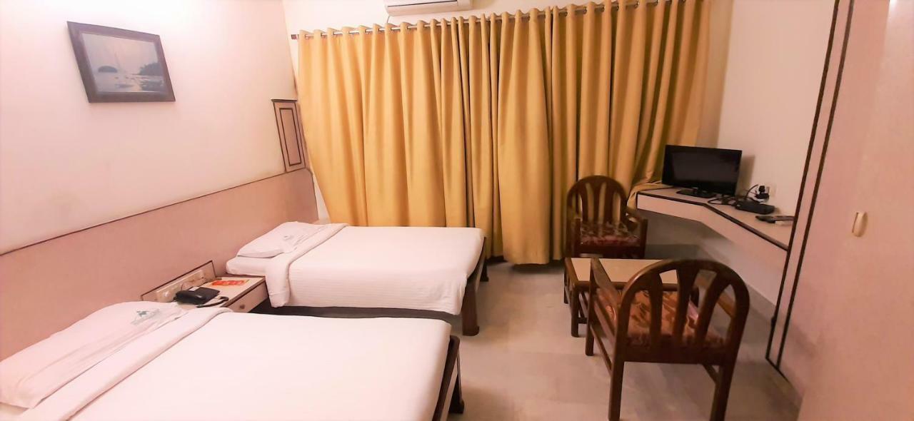 Hotel Mangalore International Extérieur photo